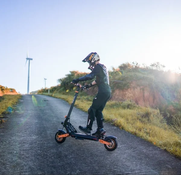 Kukirin G4 Max, G4 Max, 3200W, 60V, 35.2Ah, 86km/h, 95Km, 12" Dual Motor Electric Scooter - Image 4